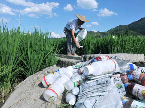 安徽農(nóng)村開(kāi)展有毒有害垃圾回收工作，成果喜人